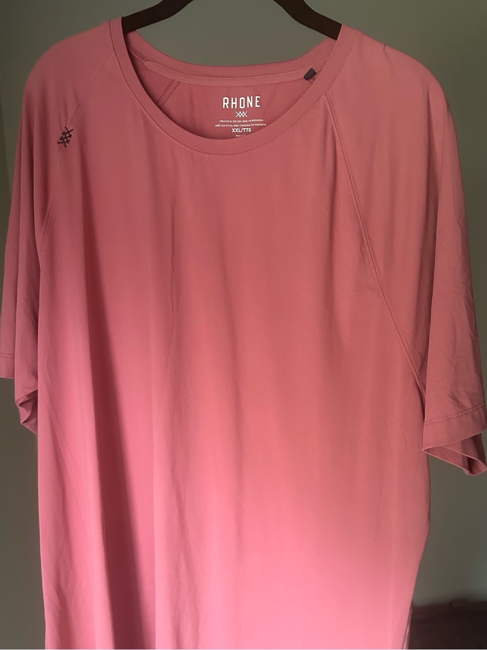 Mint! Rhone Women's Pink Relaxed Performance Top